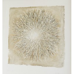 Original Papierobjekt im Rahmen "Organics grey" der deutschen Künstlerin Gabriele Mierzwa leicht von rechts