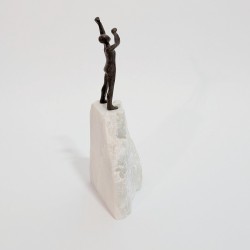 Heinz Voss "Geschafft" Skulptur
