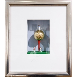 Volker Kühn Original 3D-Objekt "Golf" im Rahmen