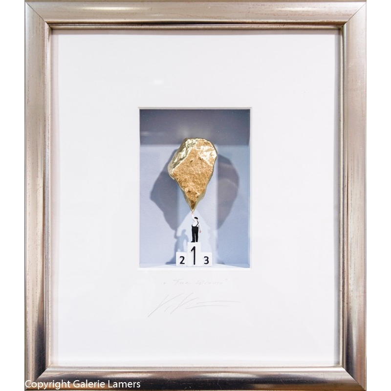 Volker Kühn Original 3D-Objekt "The Winner" im Rahmen