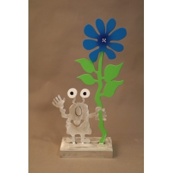 Gartenmonster mit großer Blume Patrick Preller