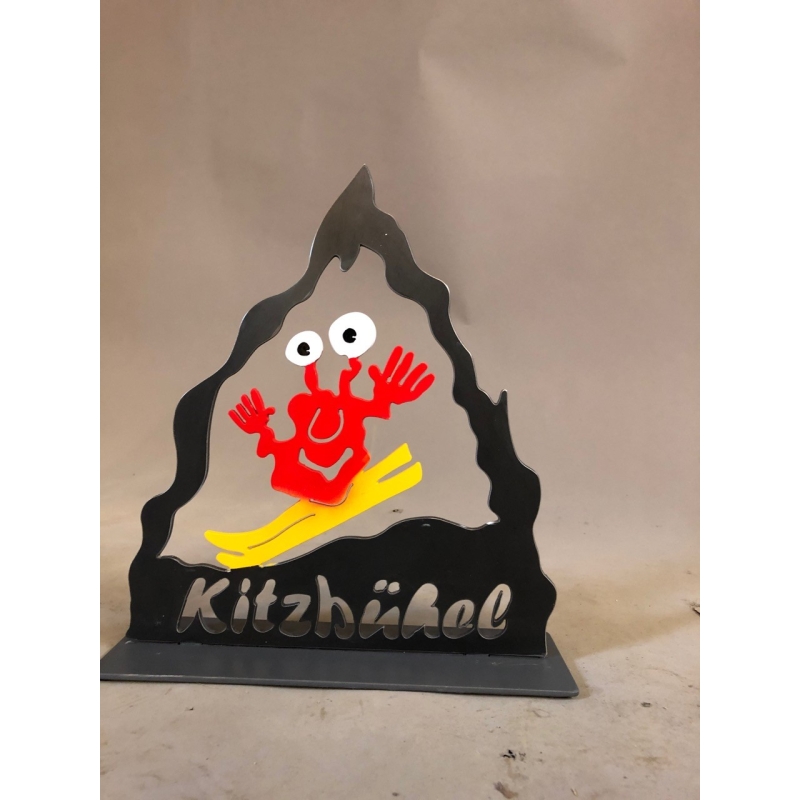 Skifahrer in den Bergen von Kitzbühel Patrick Preller