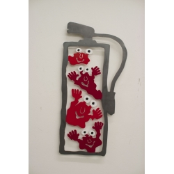 Patrick Preller "Feuerlöscher 3" Original Metall Skulptur