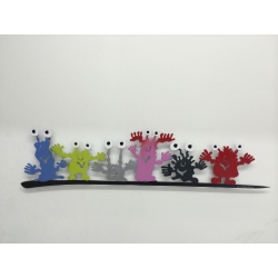 Patrick Preller "Monster auf einer Linie" Original Metall Skulptur