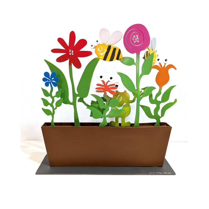 Patrick Preller Blumenkasten Metallskulptur Monster