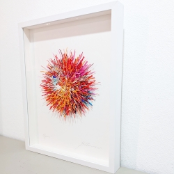 Organics Original 3D Papierobjekt der Künstlerin Gabriele Mierzwa von links