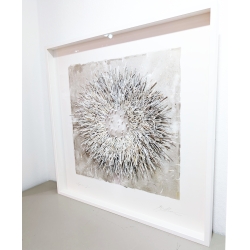 Original Papierobjekt im Rahmen "Organics grey" 90x90 der deutschen Künstlerin Gabriele Mierzwa von links