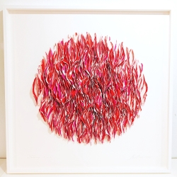 Original Papierobjekt im Rahmen "Klangkörper - rot-pink" der deutschen Künstlerin Gabriele Mierzwa