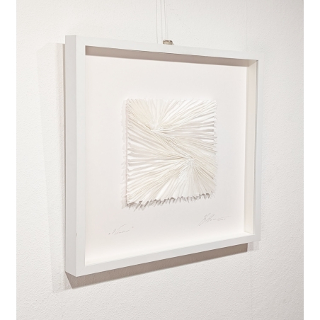 3D Papierobjekt „Reflexion" 50x50 cm im Rahmen – Original von Gabriele Mierzwa